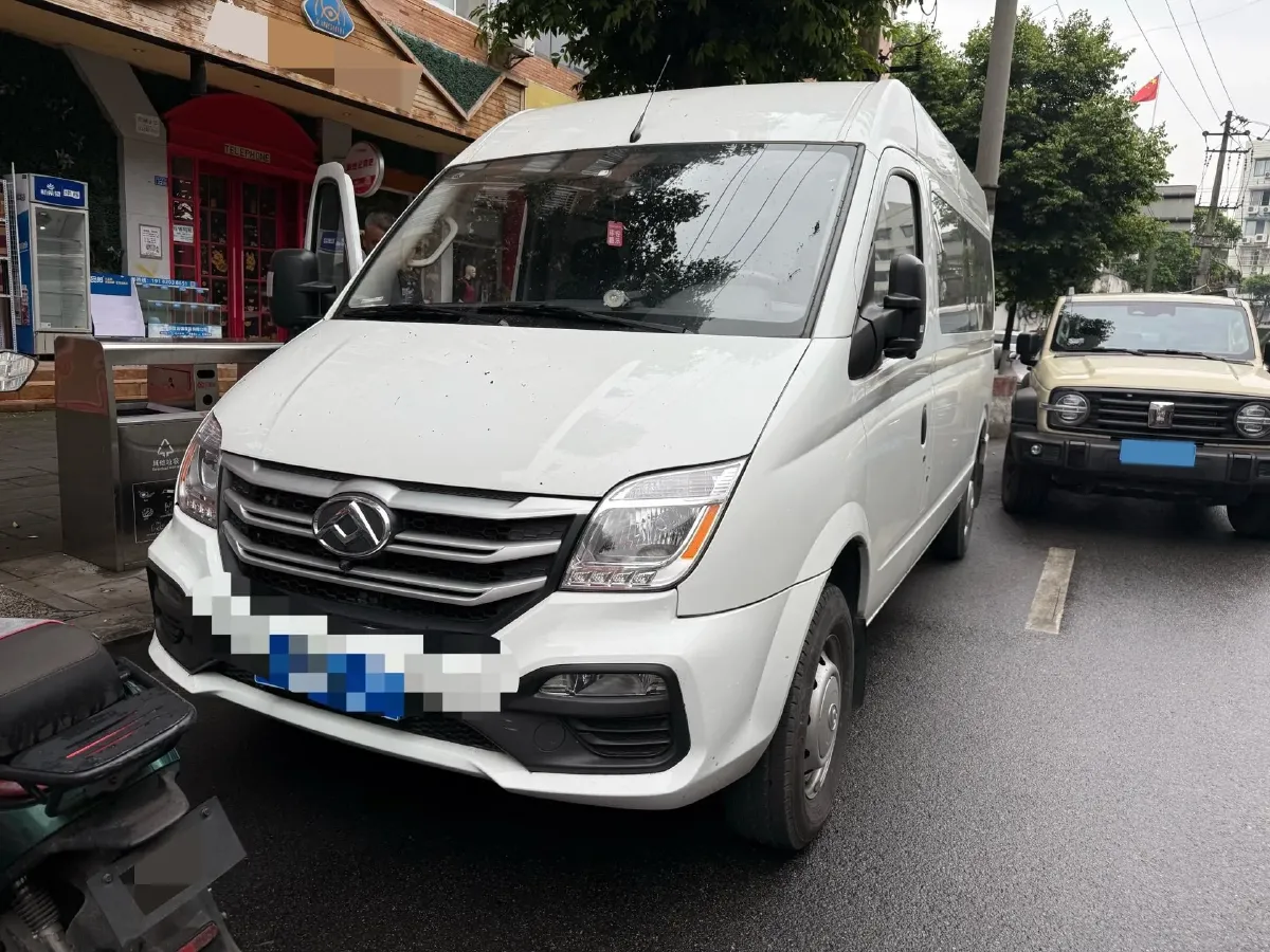2023 MAXUS Interstellar 2.0T 163HP L4 6MT,autocango,china used car exporter,china ev exporter,chinese used car exporter,chinese used ev exporter
