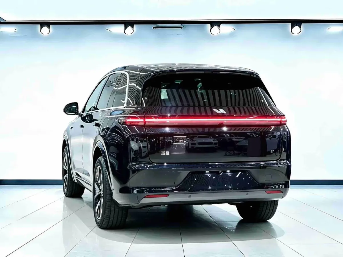 2023 Li L7 Range Extended 154HP REEV 40.9KWH,autocango,china used car exporter,china ev exporter,chinese used car exporter,chinese used ev exporter