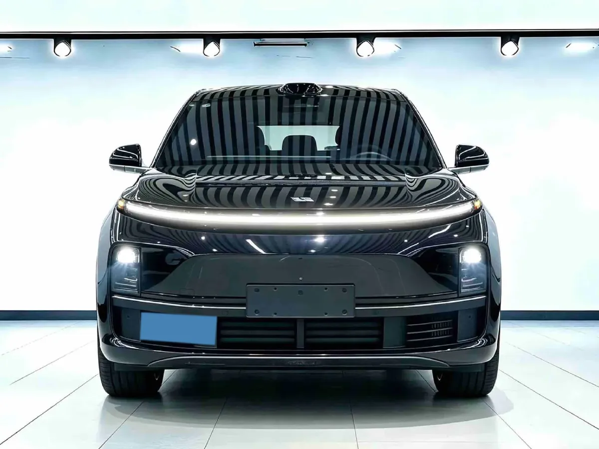 2023 Li L7 Range Extended 154HP REEV 40.9KWH,autocango,china used car exporter,china ev exporter,chinese used car exporter,chinese used ev exporter