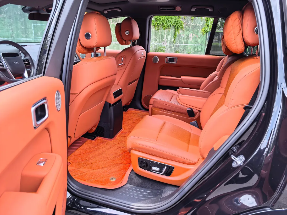 2024 Land Rover Range Rover Evoque 1.5T 200HP L3 8AT PHEV 15.5KWH,autocango,china used car exporter,china ev exporter,chinese used car exporter,chinese used ev exporter