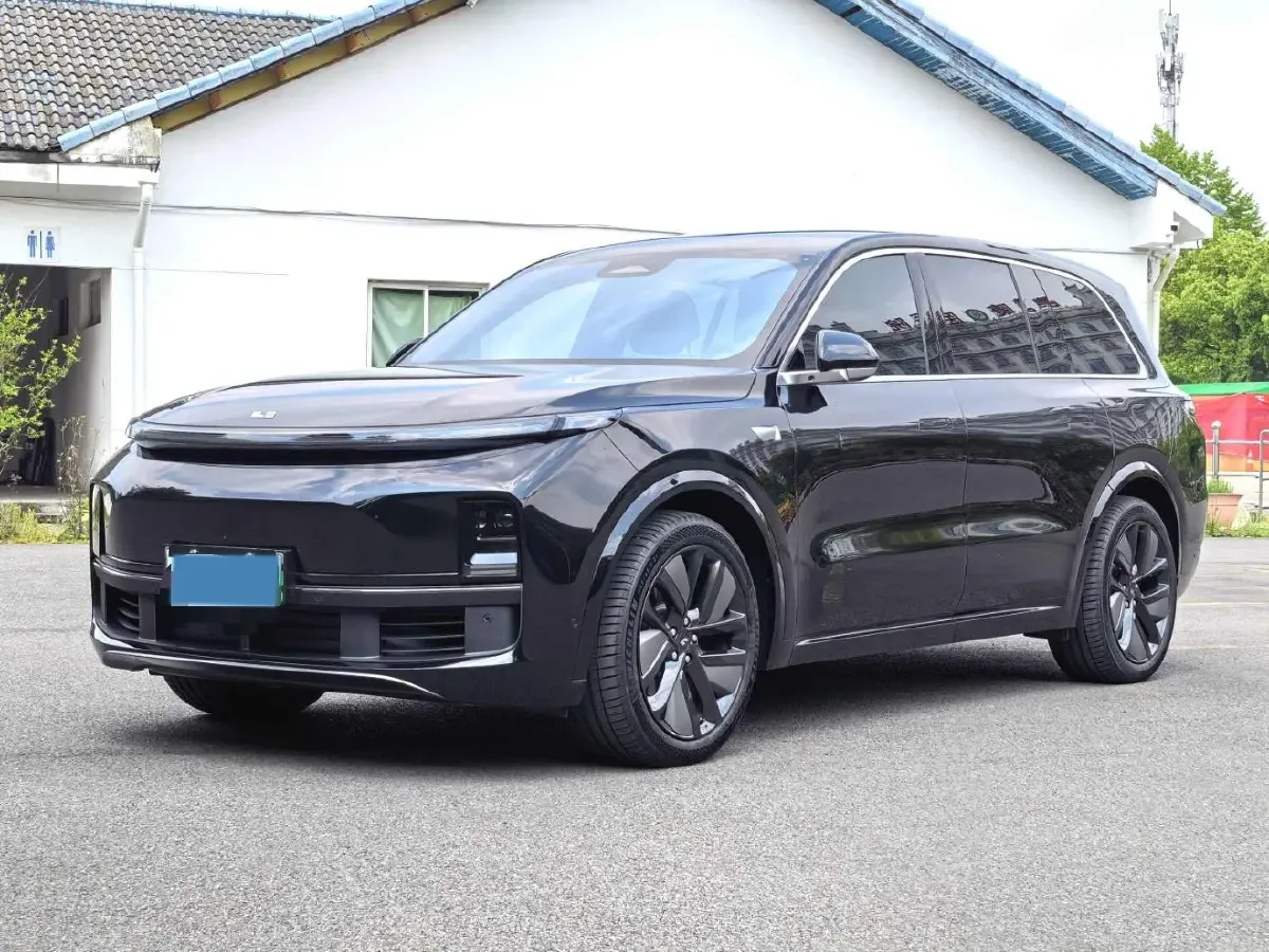 2024 Land Rover Range Rover Evoque 1.5T 200HP L3 8AT PHEV 15.5KWH,autocango,china used car exporter,china ev exporter,chinese used car exporter,chinese used ev exporter