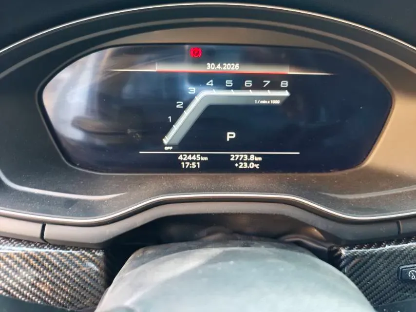 2022 Audi A4L 2.0T 190HP L4 7DCT,autocango,china used car exporter,china ev exporter,chinese used car exporter,chinese used ev exporter