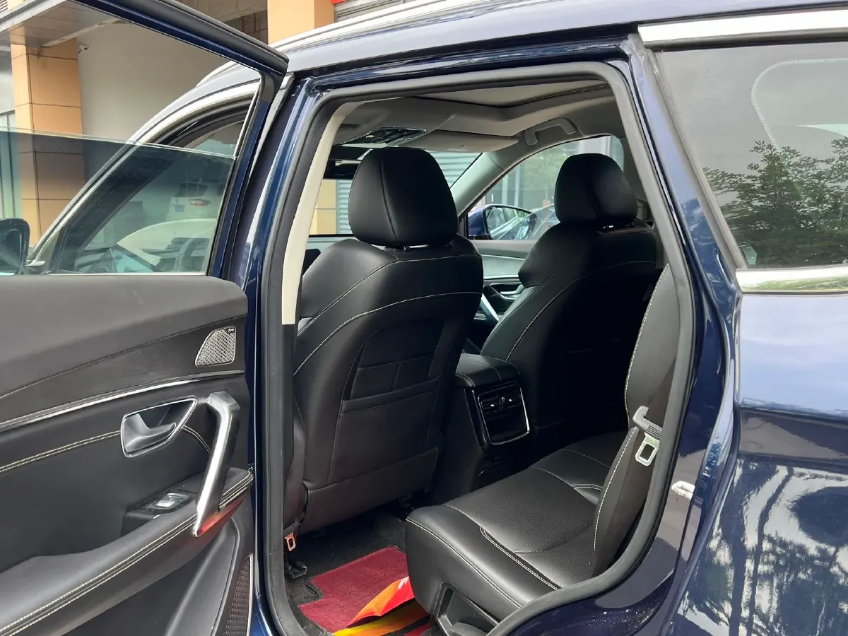 2021 Haval H6 2.0T 224HP L4 7DCT,autocango,china used car exporter,china ev exporter,chinese used car exporter,chinese used ev exporter