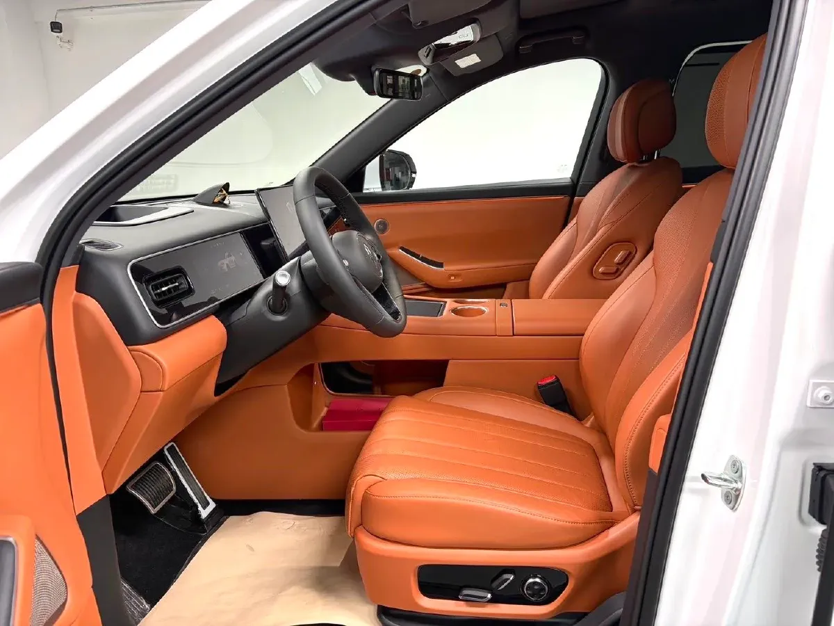 2026 AITO AITO M7 REEV 160HP REEV,autocango,china used car exporter,china ev exporter,chinese used car exporter,chinese used ev exporter