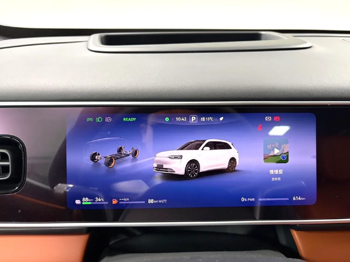 2026 AITO AITO M7 REEV 160HP REEV,autocango,china used car exporter,china ev exporter,chinese used car exporter,chinese used ev exporter