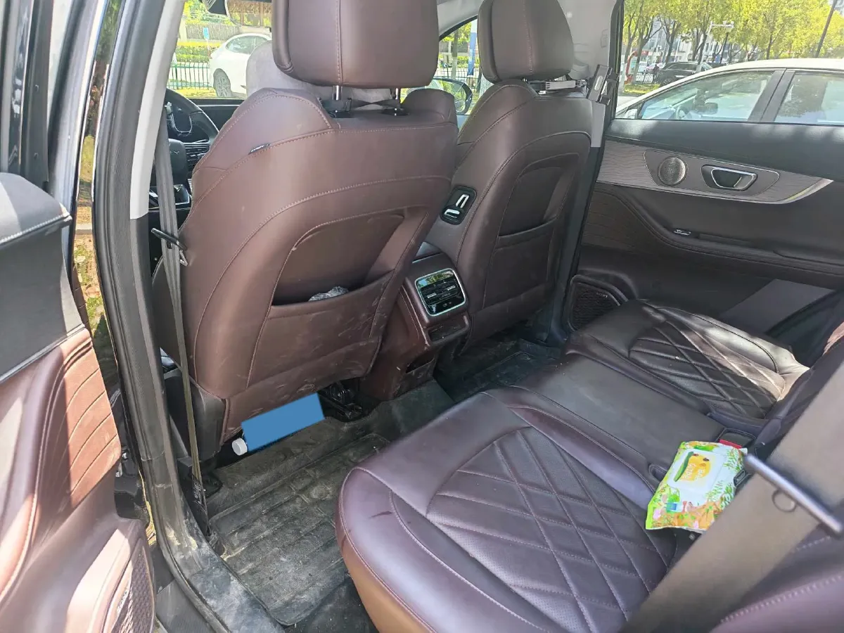 2024 Chery Tiggo 8 PRO 2.0T 254HP L4 8AT,autocango,china used car exporter,china ev exporter,chinese used car exporter,chinese used ev exporter