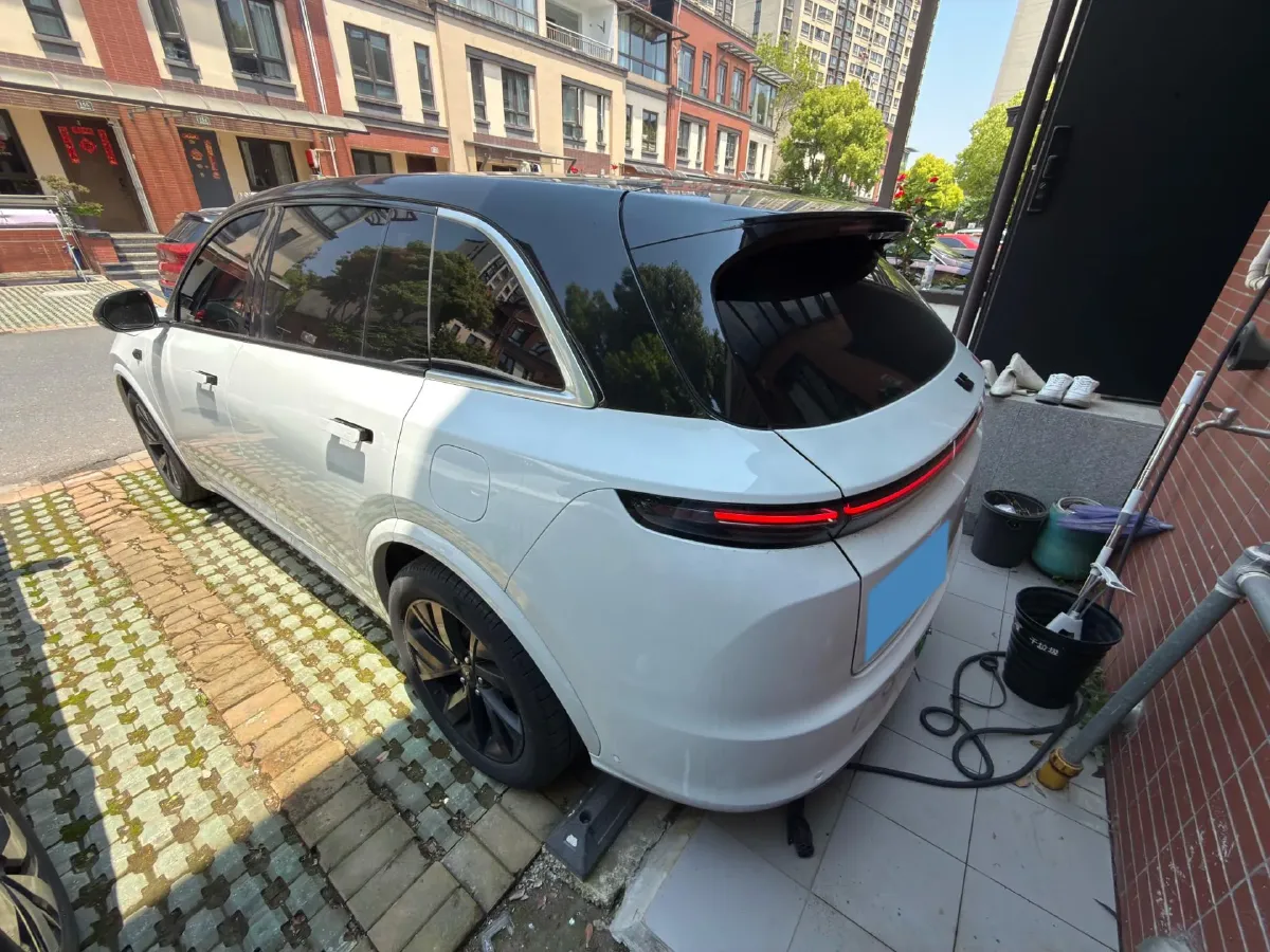 2023 Li L7 Range Extended 154HP REEV 40.9KWH,autocango,china used car exporter,china ev exporter,chinese used car exporter,chinese used ev exporter
