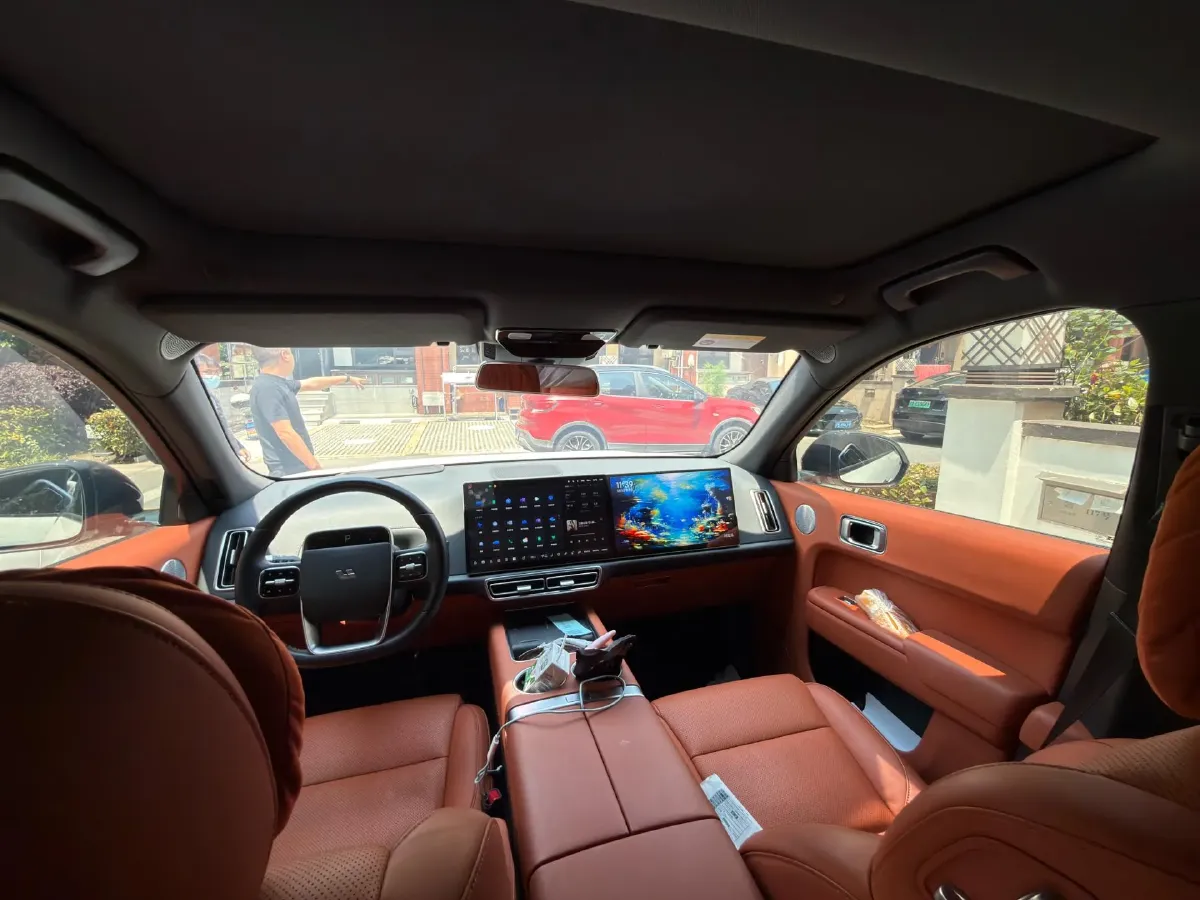2023 Li L7 Range Extended 154HP REEV 40.9KWH,autocango,china used car exporter,china ev exporter,chinese used car exporter,chinese used ev exporter