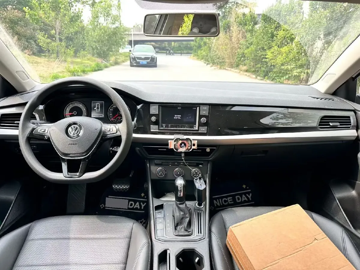 2018 Landwind XiaoYao 1.5T 163HP L4 CVT,autocango,china used car exporter,china ev exporter,chinese used car exporter,chinese used ev exporter