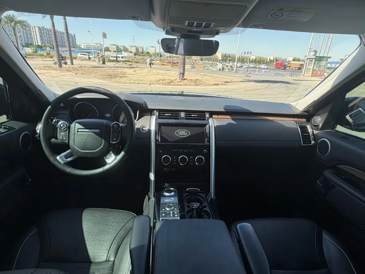 2017 Land Rover Discovery 3.0T 340HP V6 8AT,autocango,china used car exporter,china ev exporter,chinese used car exporter,chinese used ev exporter
