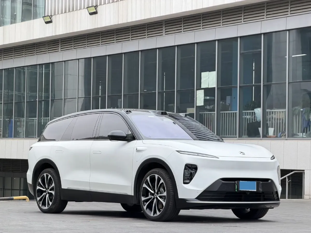 2024 Porsche Macan All-Electric BEV 100KWH,autocango,china used car exporter,china ev exporter,chinese used car exporter,chinese used ev exporter