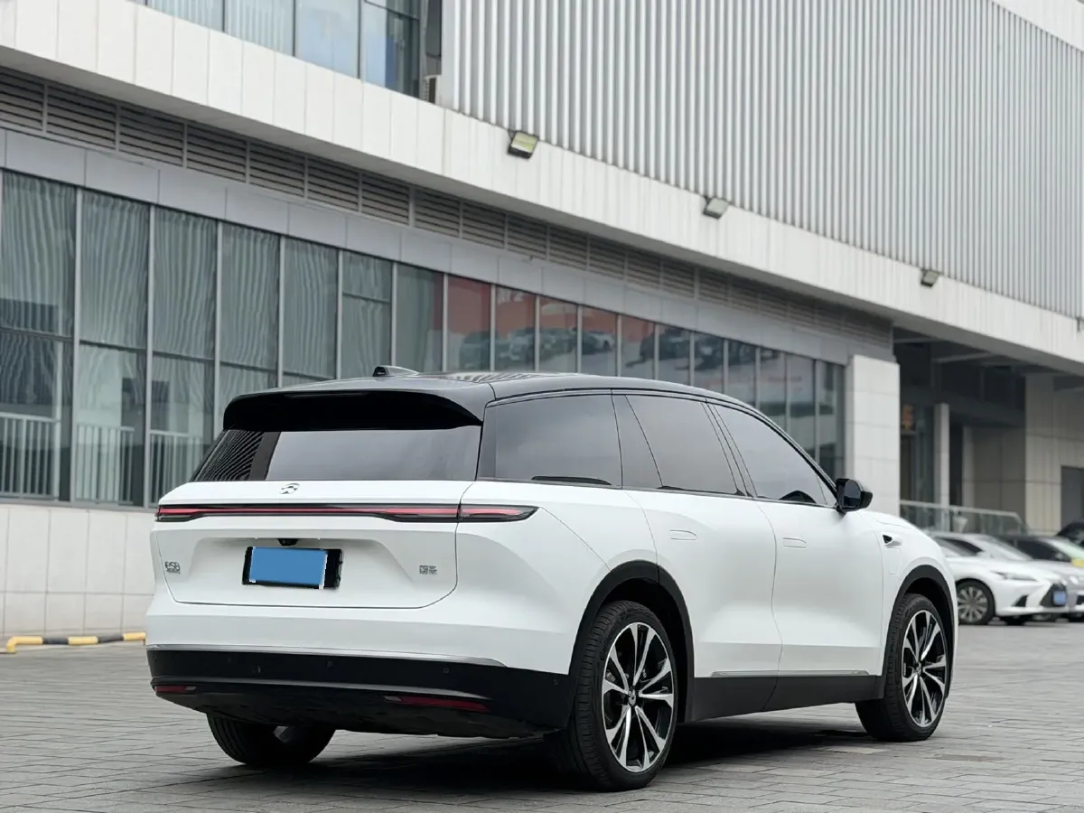 2024 Porsche Macan All-Electric BEV 100KWH,autocango,china used car exporter,china ev exporter,chinese used car exporter,chinese used ev exporter