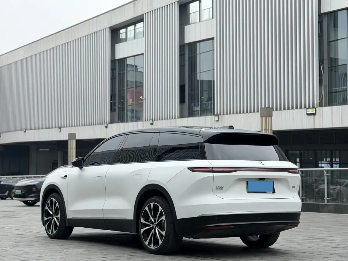 2024 Porsche Macan All-Electric BEV 100KWH,autocango,china used car exporter,china ev exporter,chinese used car exporter,chinese used ev exporter