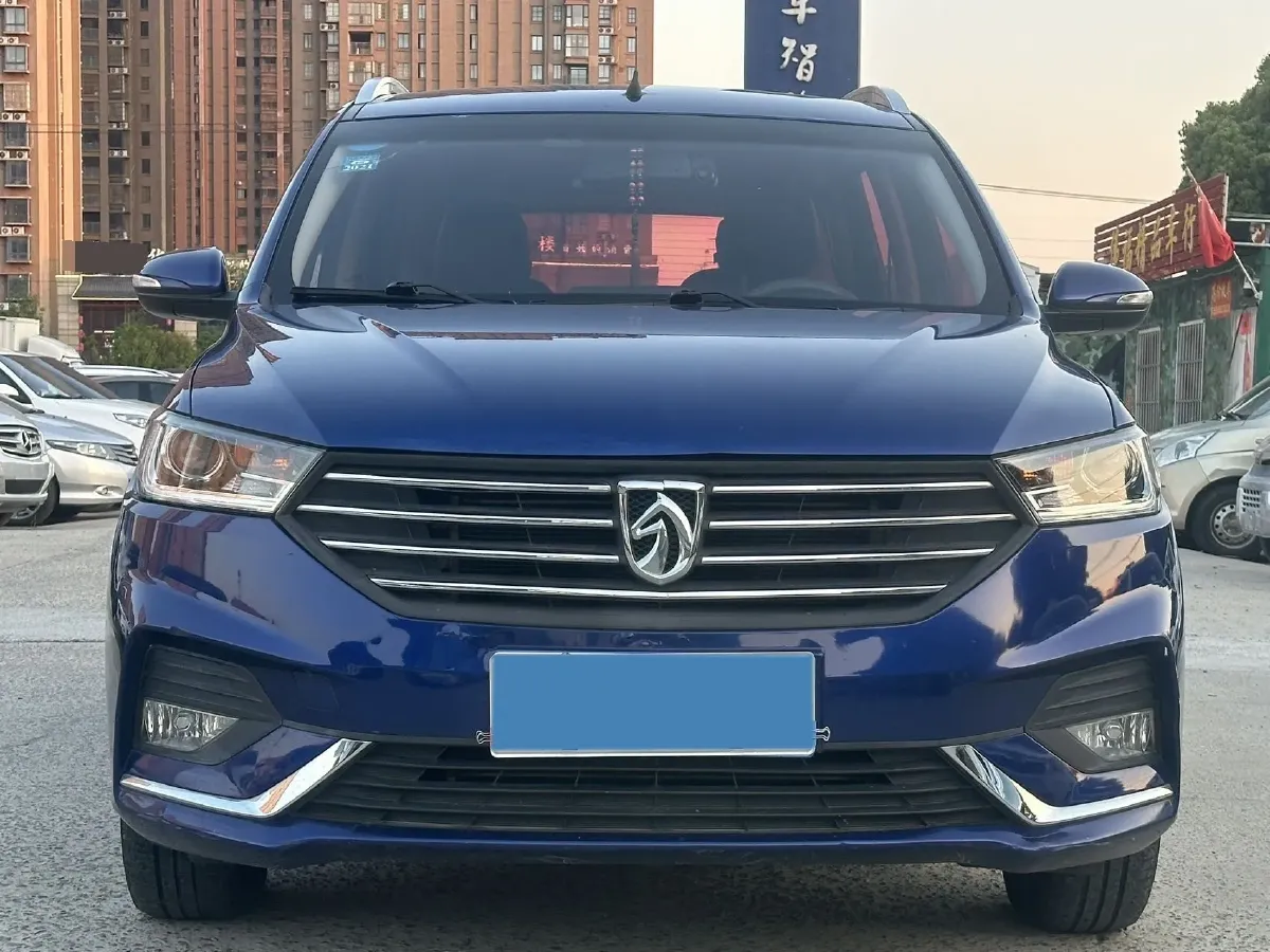 2018 BaoJun 360 1.5L 112HP L4 6MT,autocango,china used car exporter,china ev exporter,chinese used car exporter,chinese used ev exporter