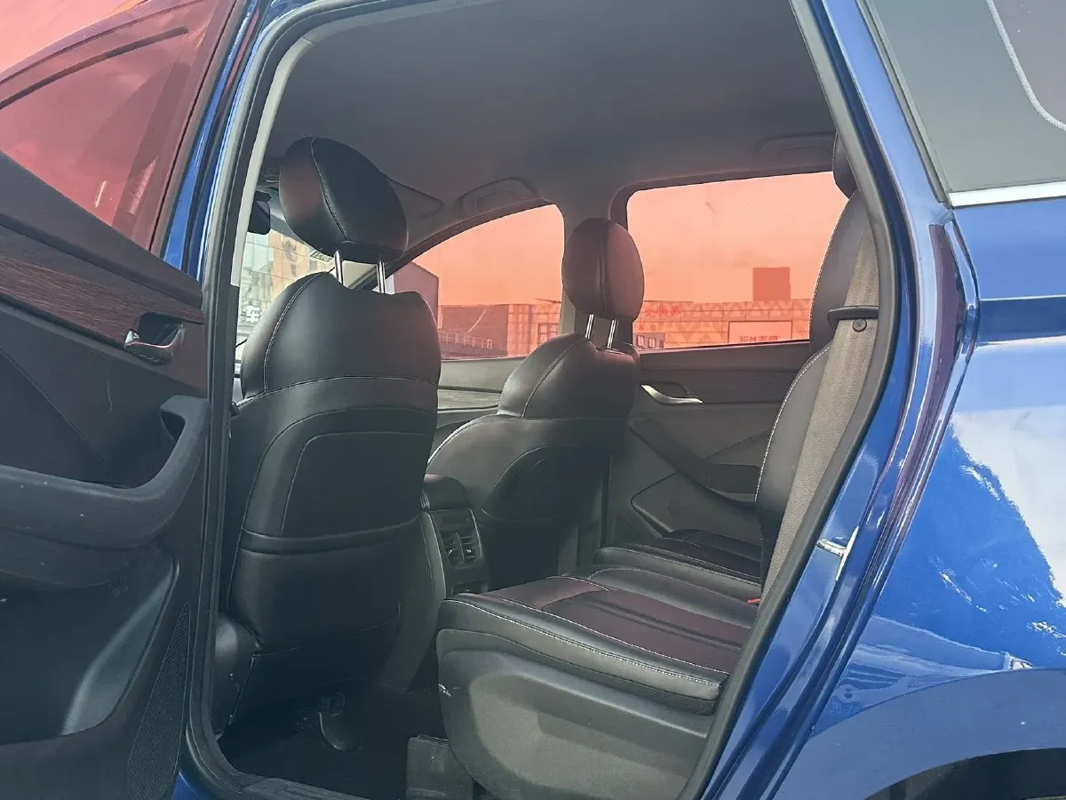 2018 BaoJun 360 1.5L 112HP L4 6MT,autocango,china used car exporter,china ev exporter,chinese used car exporter,chinese used ev exporter
