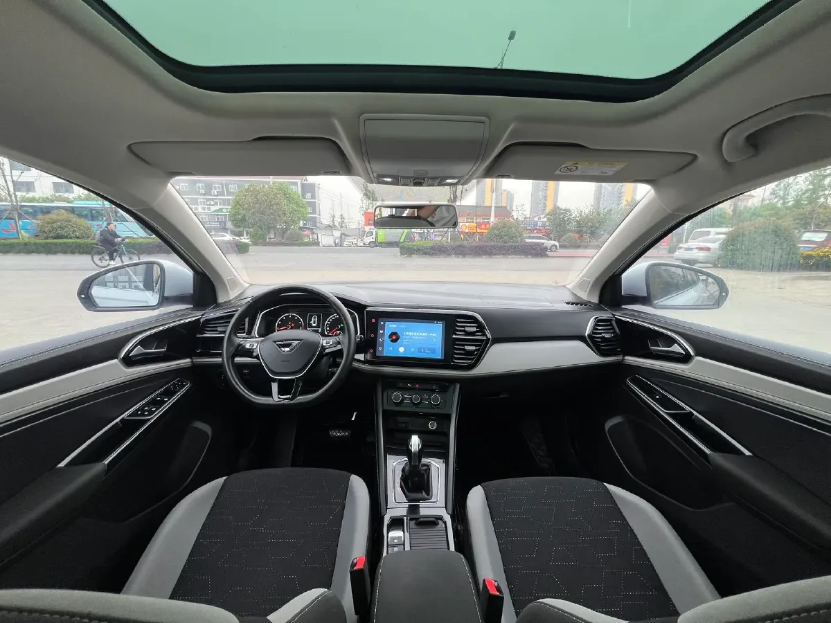 2022 Jetta VS7 1.4T 150HP L4 6AT,autocango,china used car exporter,china ev exporter,chinese used car exporter,chinese used ev exporter