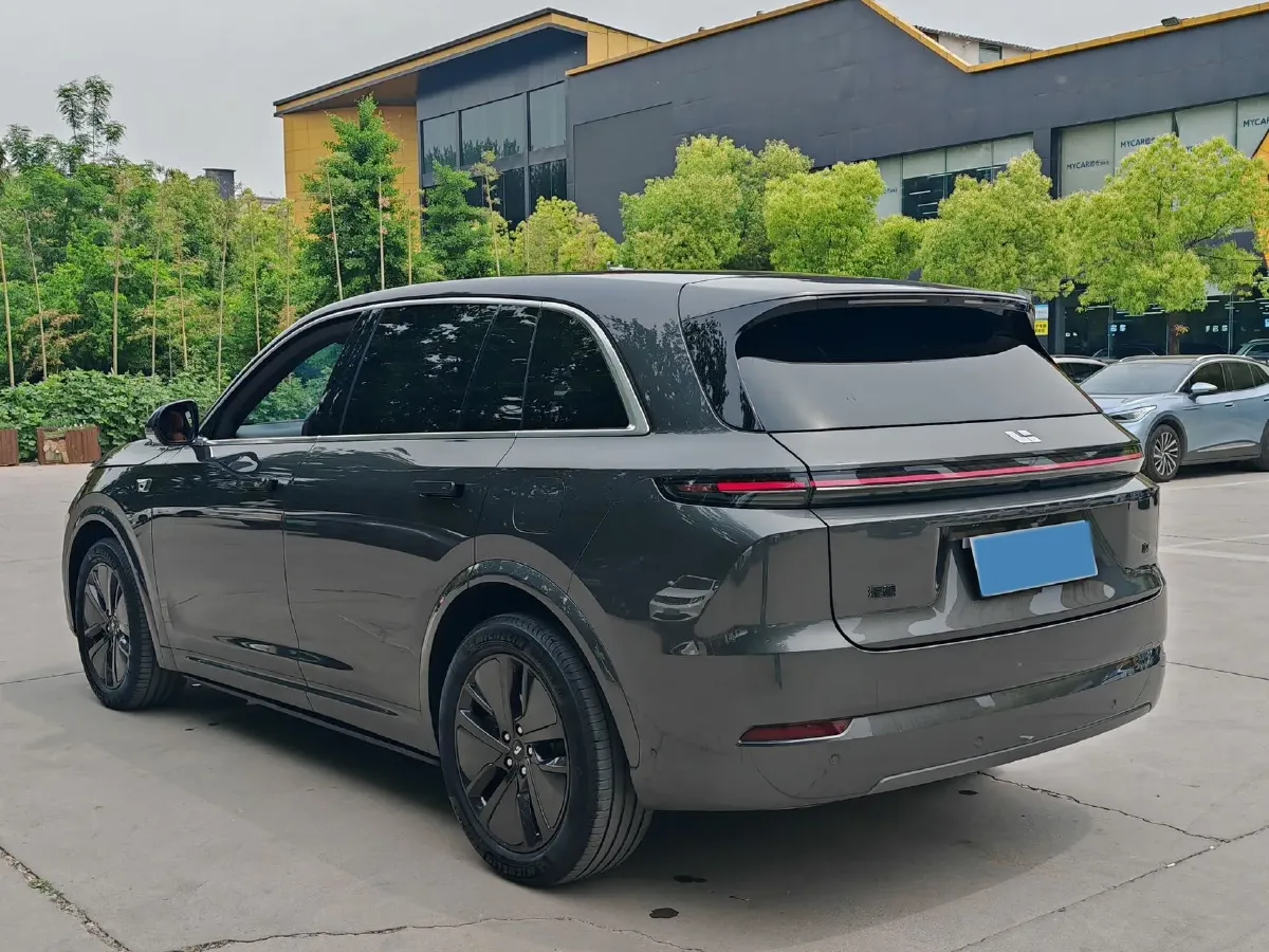 2024 Li L7 Range Extended 154HP REEV 42.8KWH,autocango,china used car exporter,china ev exporter,chinese used car exporter,chinese used ev exporter
