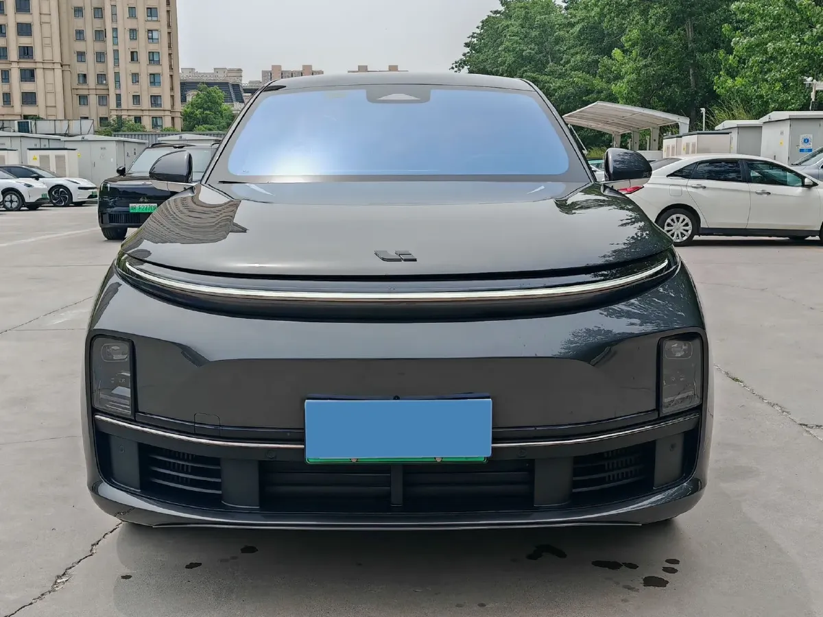 2024 Li L7 Range Extended 154HP REEV 42.8KWH,autocango,china used car exporter,china ev exporter,chinese used car exporter,chinese used ev exporter