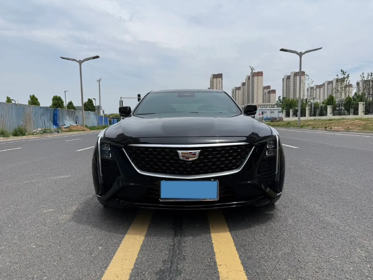 2025 Cadillac CT5 2.0T 237HP L4 10AT,autocango,china used car exporter,china ev exporter,chinese used car exporter,chinese used ev exporter