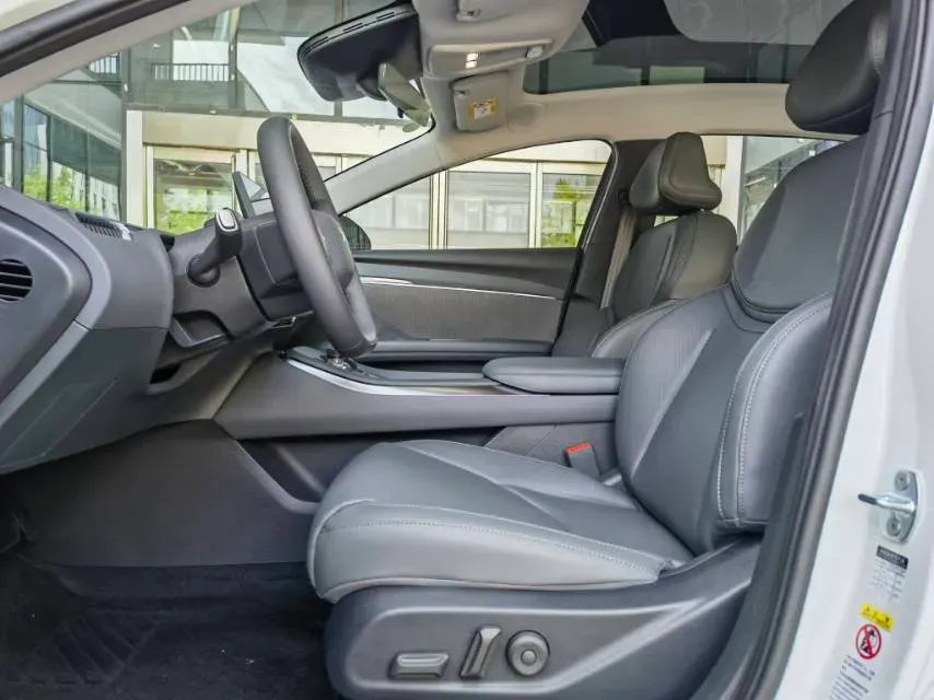 2025 Xpeng MONA M03 BEV,autocango,china used car exporter,china ev exporter,chinese used car exporter,chinese used ev exporter