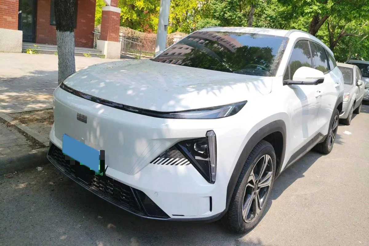 2024 Geely Galaxy L7 1.5T 163HP L4 3DHT PHEV 18.7KWH,autocango,china used car exporter,china ev exporter,chinese used car exporter,chinese used ev exporter