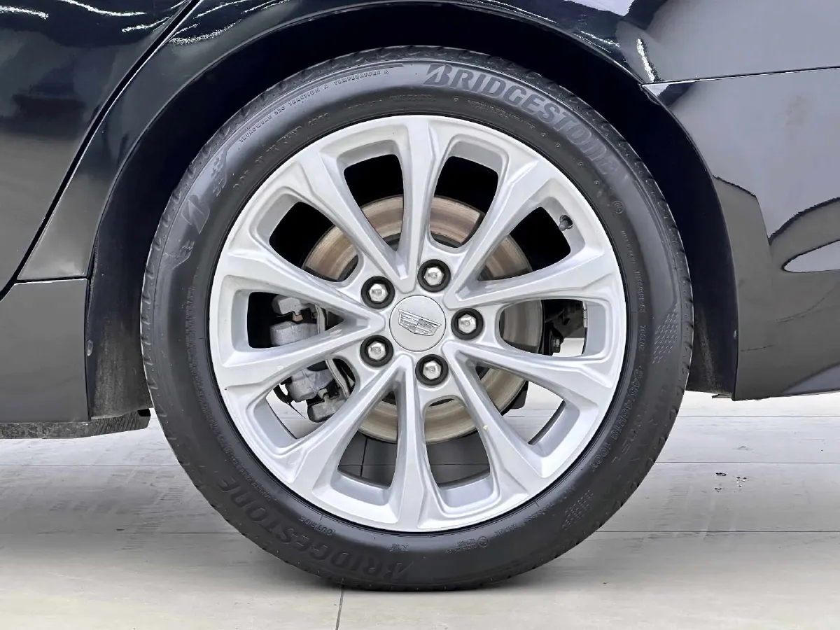 2022 Cadillac CT5 2.0T 237HP L4 10AT,autocango,china used car exporter,china ev exporter,chinese used car exporter,chinese used ev exporter