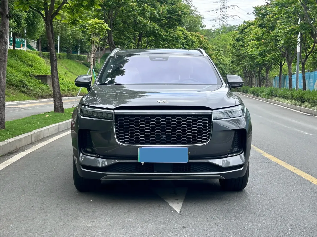 2021 Li ONE Range Extended 131HP REEV 40.5KWH,autocango,china used car exporter,china ev exporter,chinese used car exporter,chinese used ev exporter