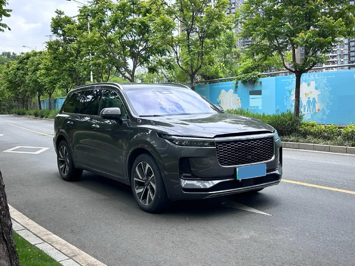 2021 Li ONE Range Extended 131HP REEV 40.5KWH,autocango,china used car exporter,china ev exporter,chinese used car exporter,chinese used ev exporter