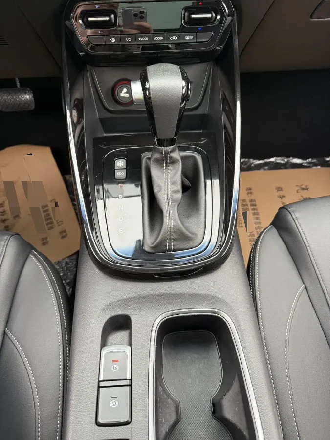 2019 BaoJun 530 1.5T 151HP L4 CVT,autocango,china used car exporter,china ev exporter,chinese used car exporter,chinese used ev exporter