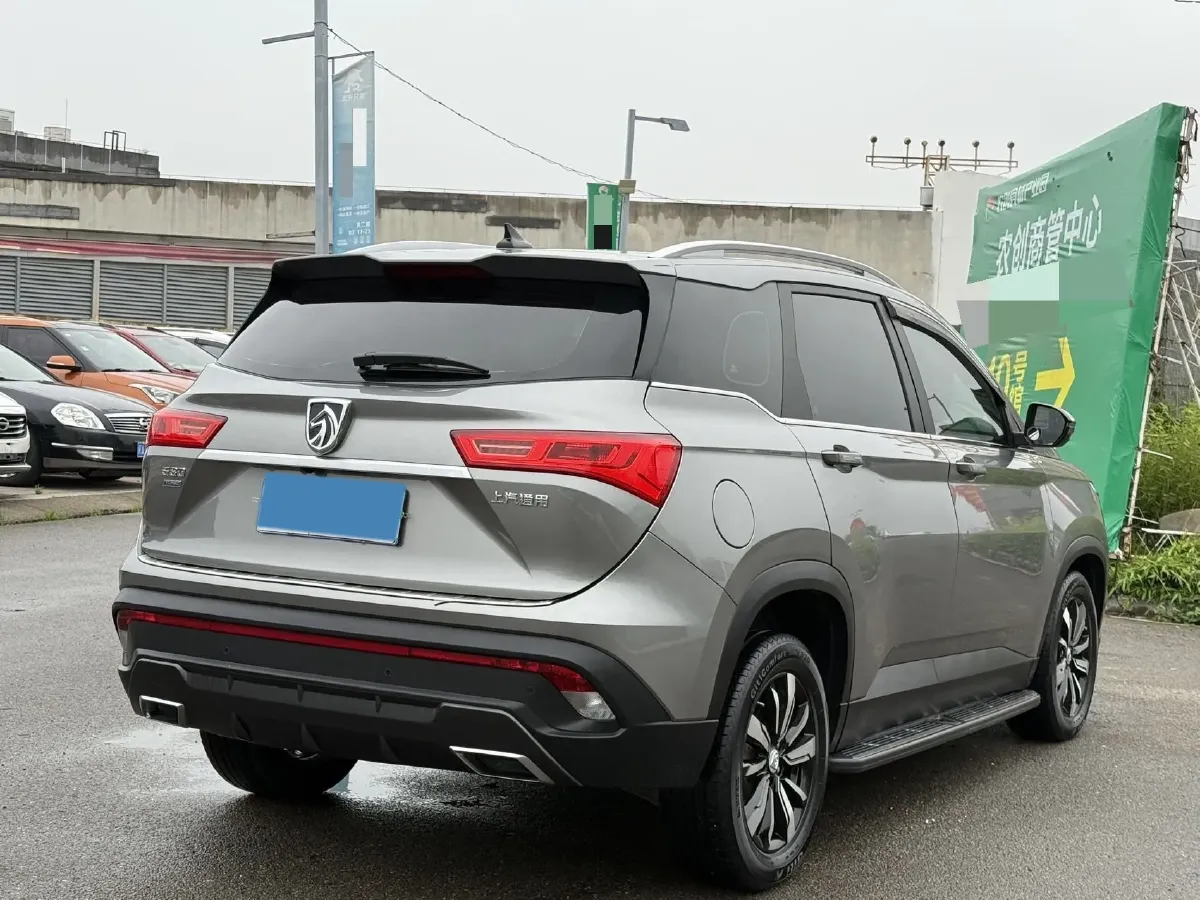 2019 BaoJun 530 1.5T 151HP L4 CVT,autocango,china used car exporter,china ev exporter,chinese used car exporter,chinese used ev exporter