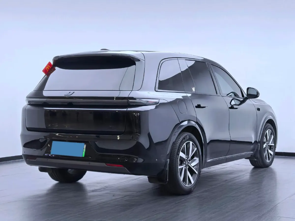 2023 Li L8 Range Extended 154HP REEV 40.9KWH,autocango,china used car exporter,china ev exporter,chinese used car exporter,chinese used ev exporter