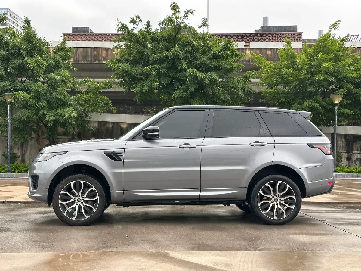 2022 Land Rover Range Rover Sport 3.0T 360HP L6 8AT,autocango,china used car exporter,china ev exporter,chinese used car exporter,chinese used ev exporter