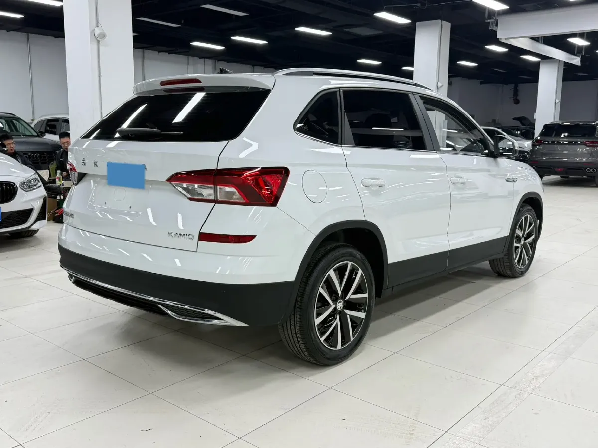 2023 Skoda Kamiq 1.5L 109HP L4 6AT,autocango,china used car exporter,china ev exporter,chinese used car exporter,chinese used ev exporter