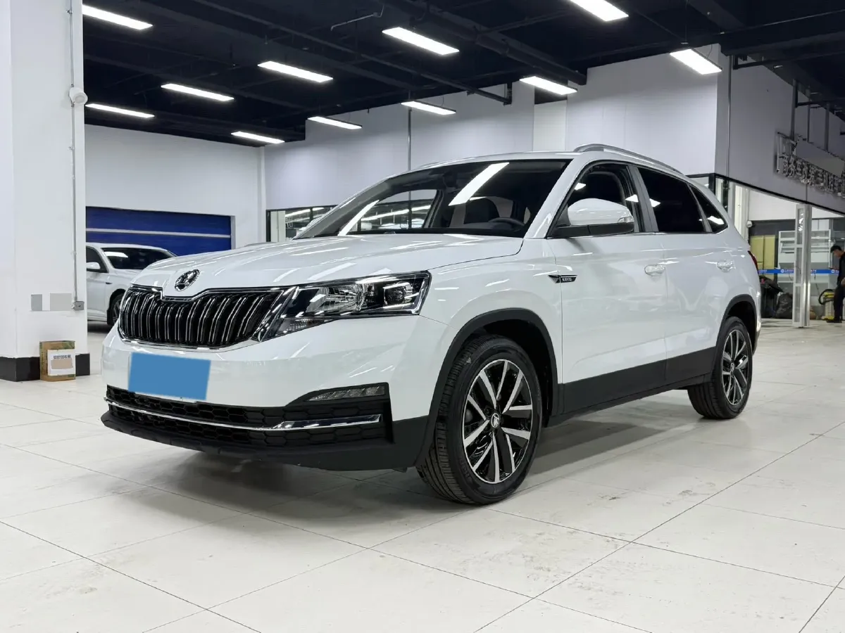 2023 Skoda Kamiq 1.5L 109HP L4 6AT,autocango,china used car exporter,china ev exporter,chinese used car exporter,chinese used ev exporter