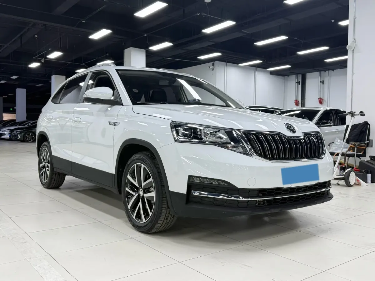 2023 Skoda Kamiq 1.5L 109HP L4 6AT,autocango,china used car exporter,china ev exporter,chinese used car exporter,chinese used ev exporter