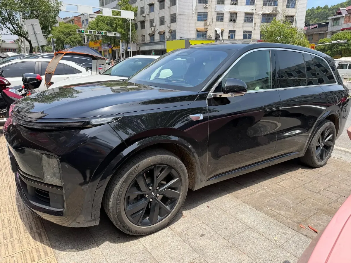 2023 Li L7 Range Extended 154HP REEV 40.9KWH,autocango,china used car exporter,china ev exporter,chinese used car exporter,chinese used ev exporter