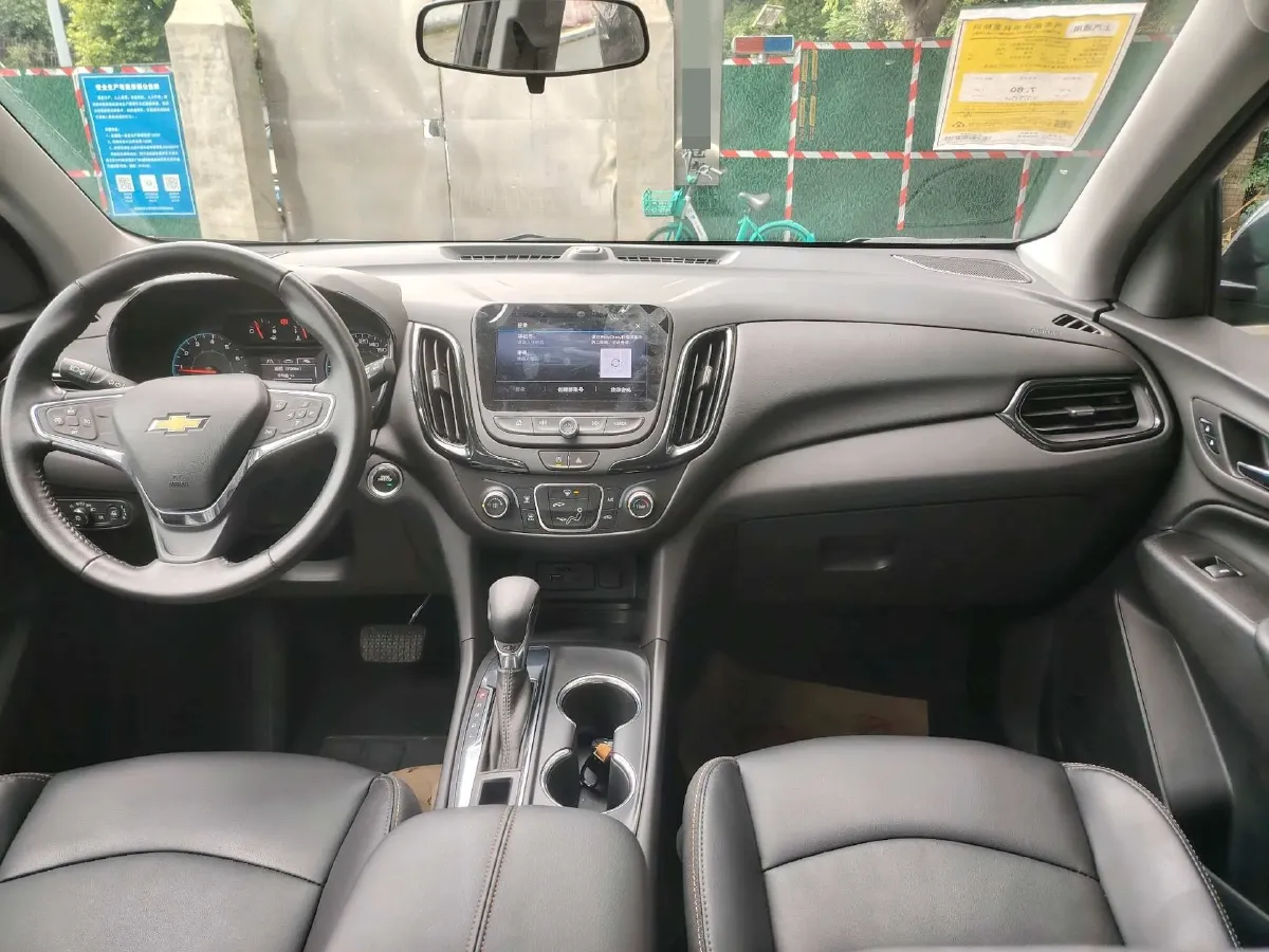 2023 Chevrolet Equinox 1.5T 169HP L4 6AT,autocango,china used car exporter,china ev exporter,chinese used car exporter,chinese used ev exporter