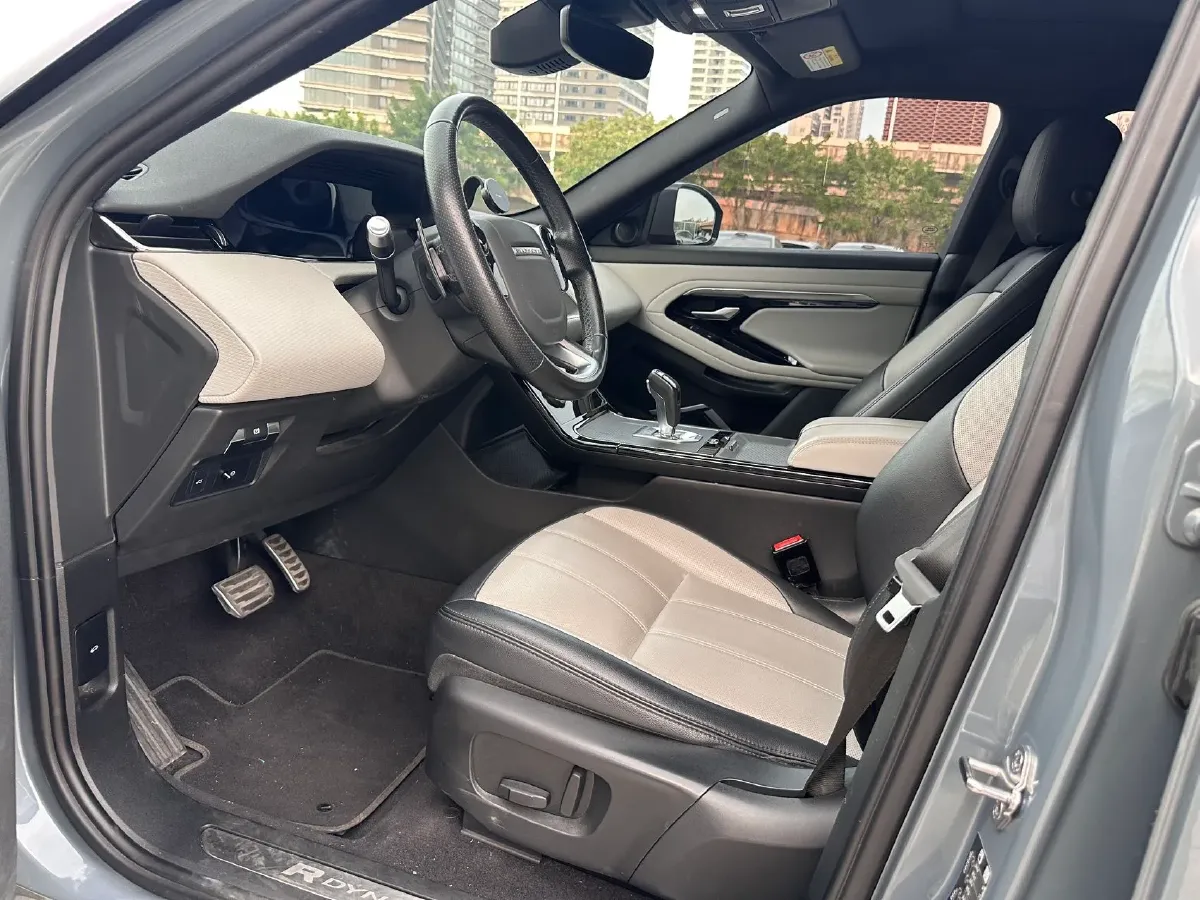 2020 Land Rover Range Rover Evoque 2.0T 249HP L4 9AT,autocango,china used car exporter,china ev exporter,chinese used car exporter,chinese used ev exporter