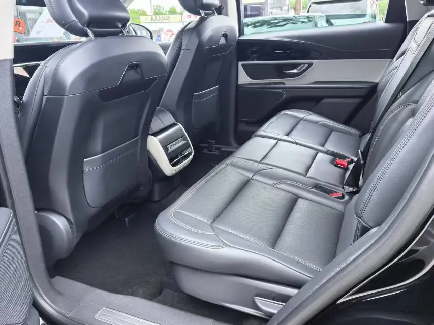 2023 Lincoln Nautilus 2.0T 261HP L4 8AT,autocango,china used car exporter,china ev exporter,chinese used car exporter,chinese used ev exporter