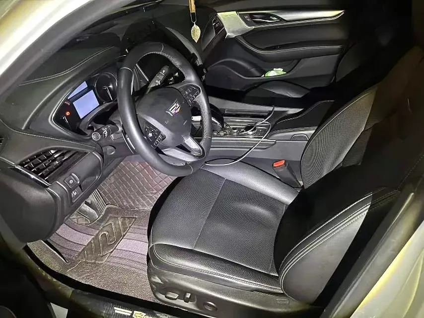 2021 Cadillac CT5 2.0T 237HP L4 10AT,autocango,china used car exporter,china ev exporter,chinese used car exporter,chinese used ev exporter