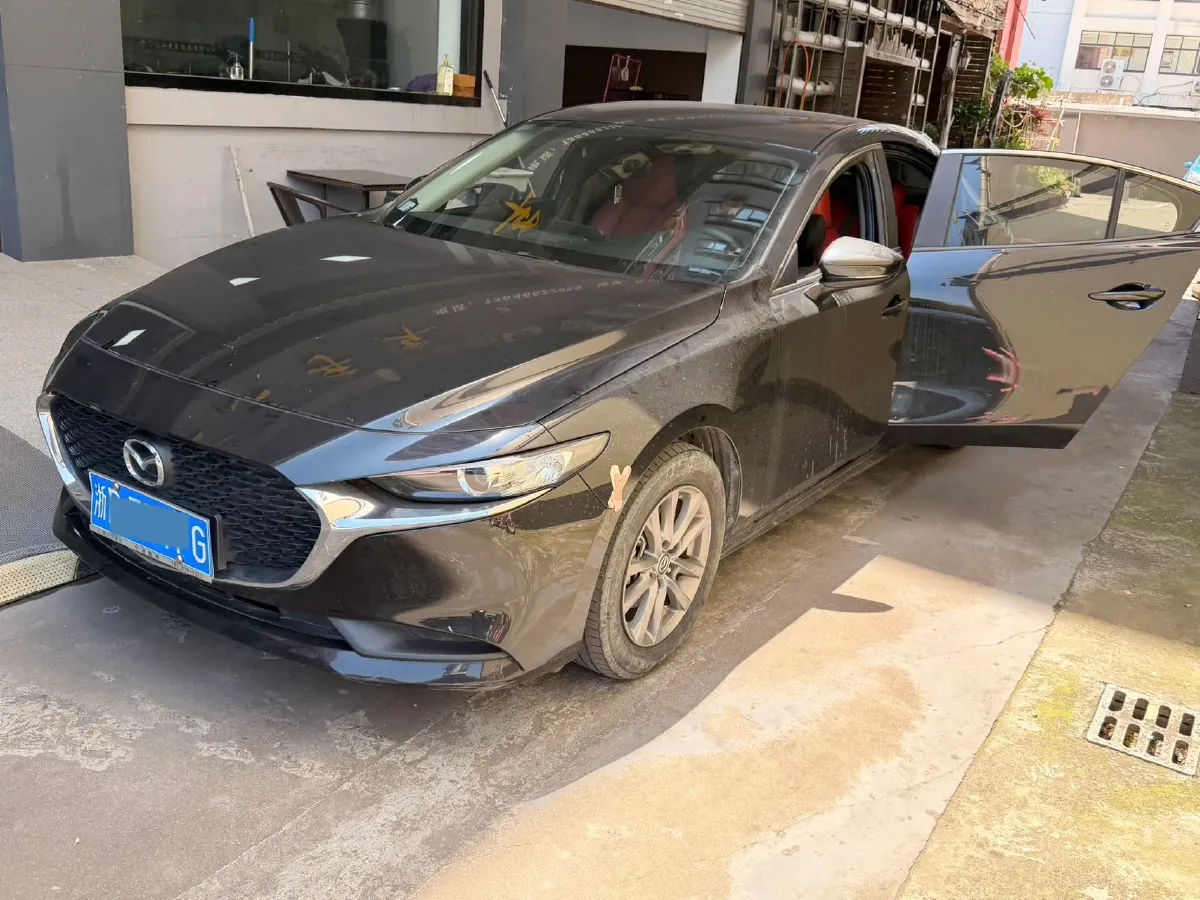 2021 Mazda 3 Axela 1.5L 117HP L4 6MT,autocango,china used car exporter,china ev exporter,chinese used car exporter,chinese used ev exporter