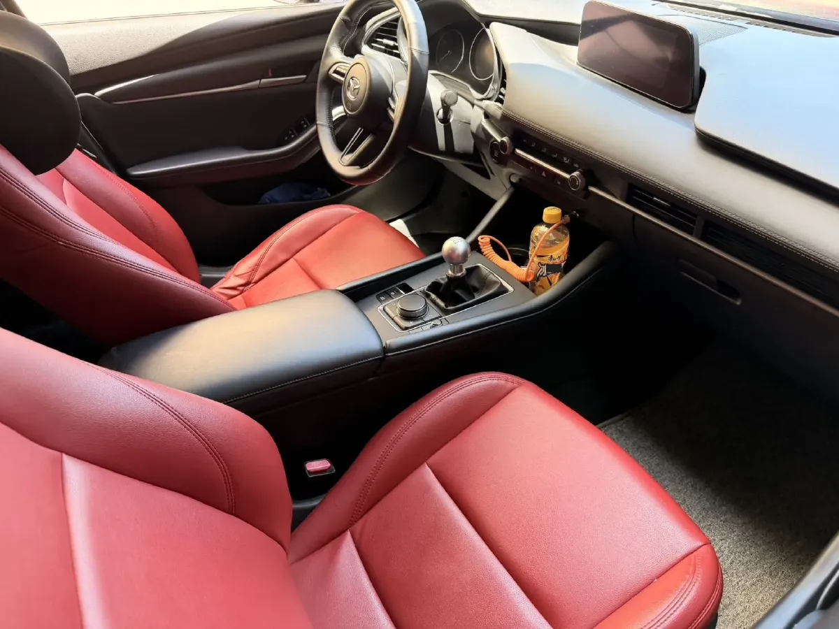 2021 Mazda 3 Axela 1.5L 117HP L4 6MT,autocango,china used car exporter,china ev exporter,chinese used car exporter,chinese used ev exporter