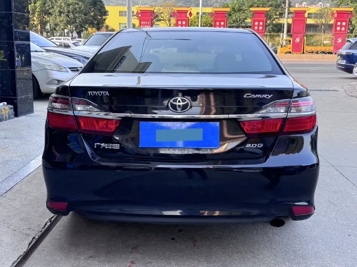2015 Toyota Camry 2.0L 167HP L4 6AT,autocango,china used car exporter,china ev exporter,chinese used car exporter,chinese used ev exporter