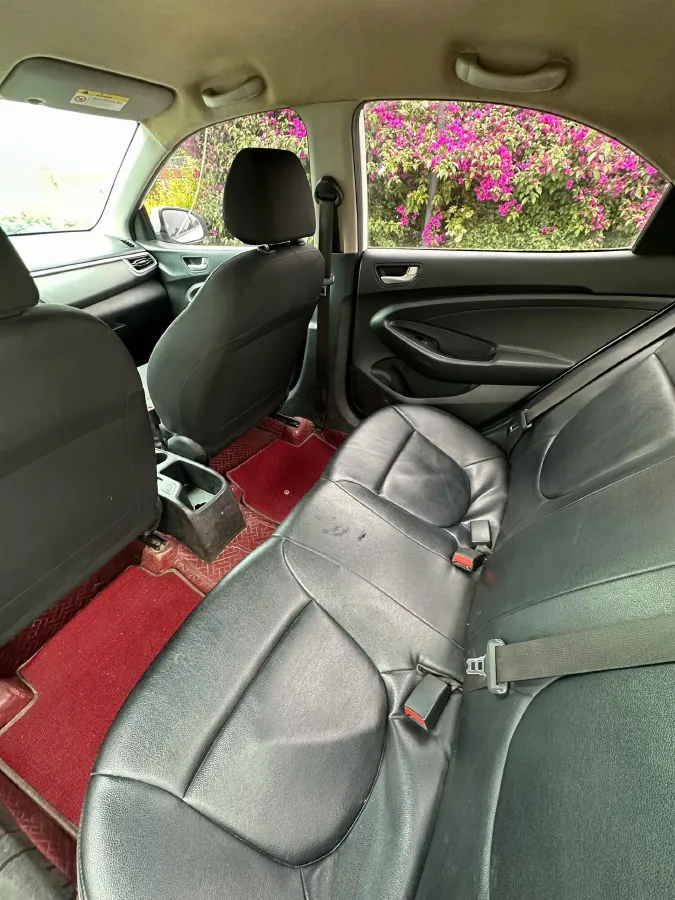 2017 Hyundai Reina 1.4L 95HP L4 5MT,autocango,china used car exporter,china ev exporter,chinese used car exporter,chinese used ev exporter