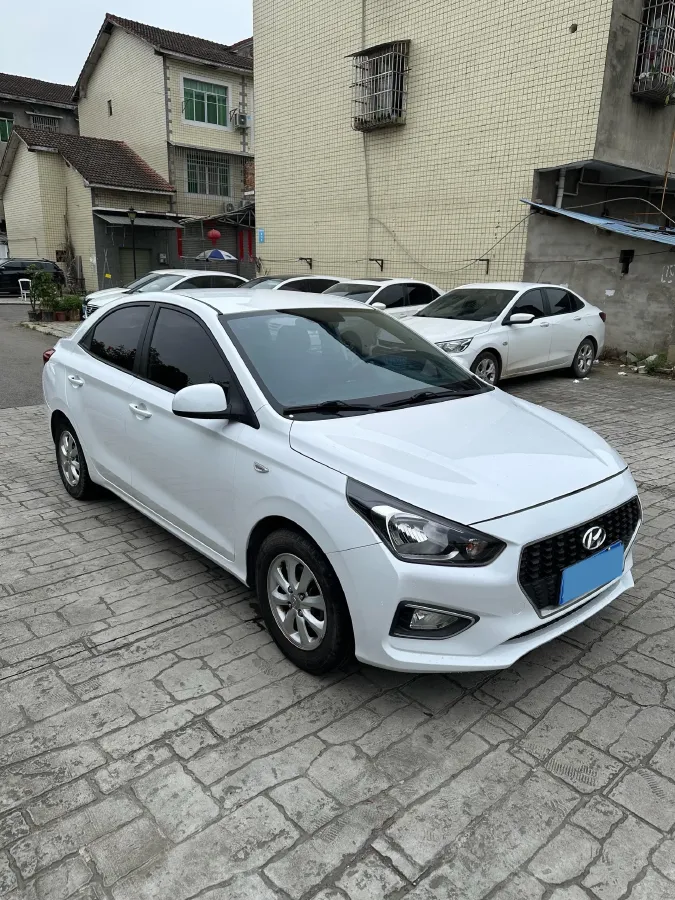 2017 Hyundai Reina 1.4L 95HP L4 5MT,autocango,china used car exporter,china ev exporter,chinese used car exporter,chinese used ev exporter