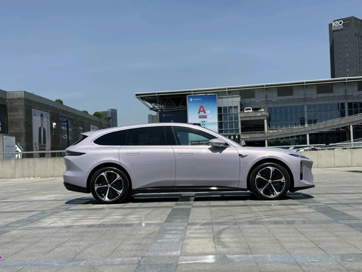 2026 BMW 3 Series 2.0T 245HP L4 8AT,autocango,china used car exporter,china ev exporter,chinese used car exporter,chinese used ev exporter