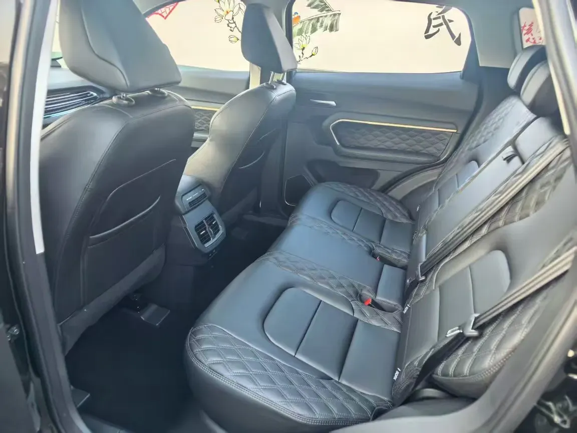 2021 Haval H6 1.5T 169HP L4 7DCT,autocango,china used car exporter,china ev exporter,chinese used car exporter,chinese used ev exporter