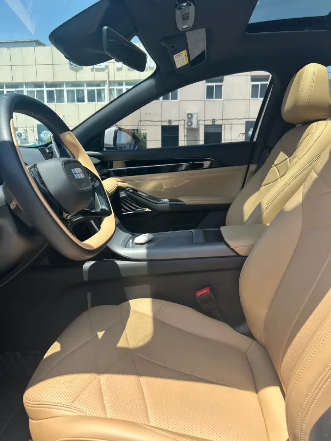 2023 Geely Galaxy L6 1.5T 163HP L4 3DHT PHEV,autocango,china used car exporter,china ev exporter,chinese used car exporter,chinese used ev exporter