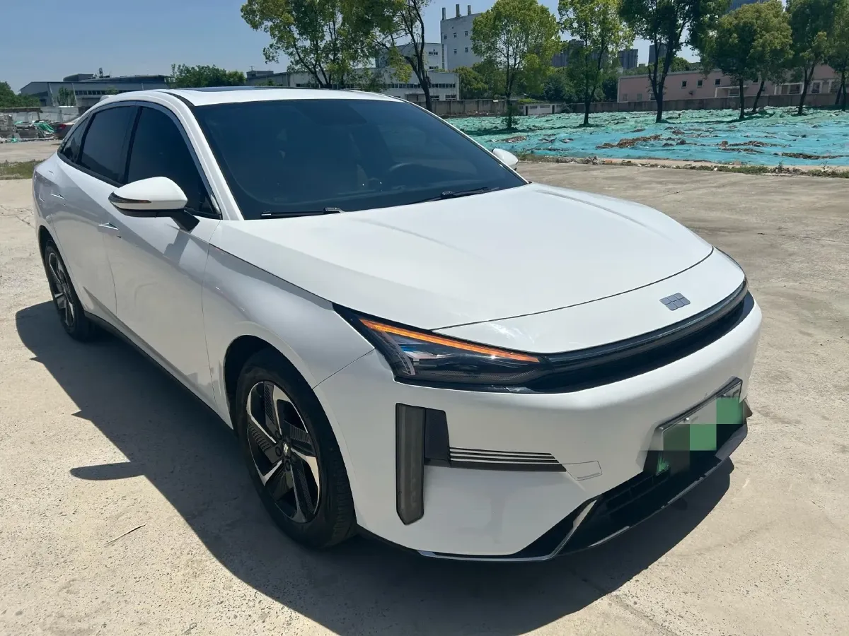 2023 Geely Galaxy L6 1.5T 163HP L4 3DHT PHEV,autocango,china used car exporter,china ev exporter,chinese used car exporter,chinese used ev exporter