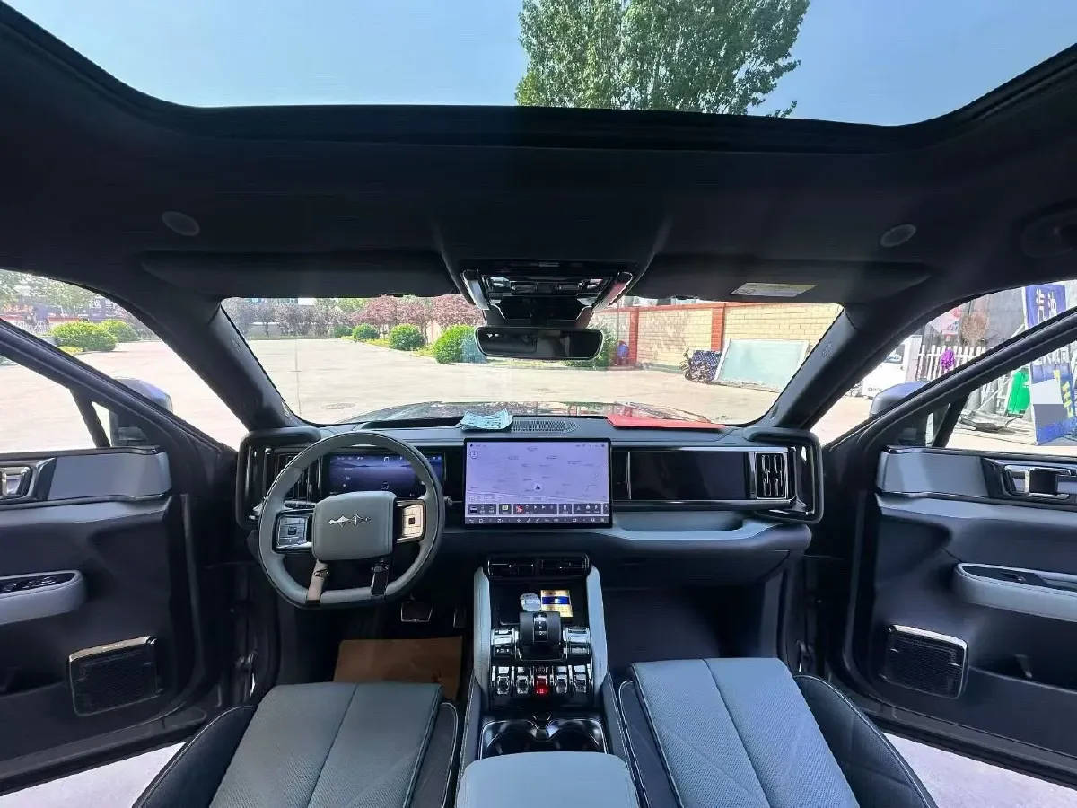 2023 FangChengBao Bao 5 1.5T 194HP L4 E-CVT PHEV 31.8KWH,autocango,china used car exporter,china ev exporter,chinese used car exporter,chinese used ev exporter